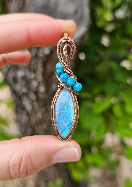 Blue Marquise Labradorite Pendant