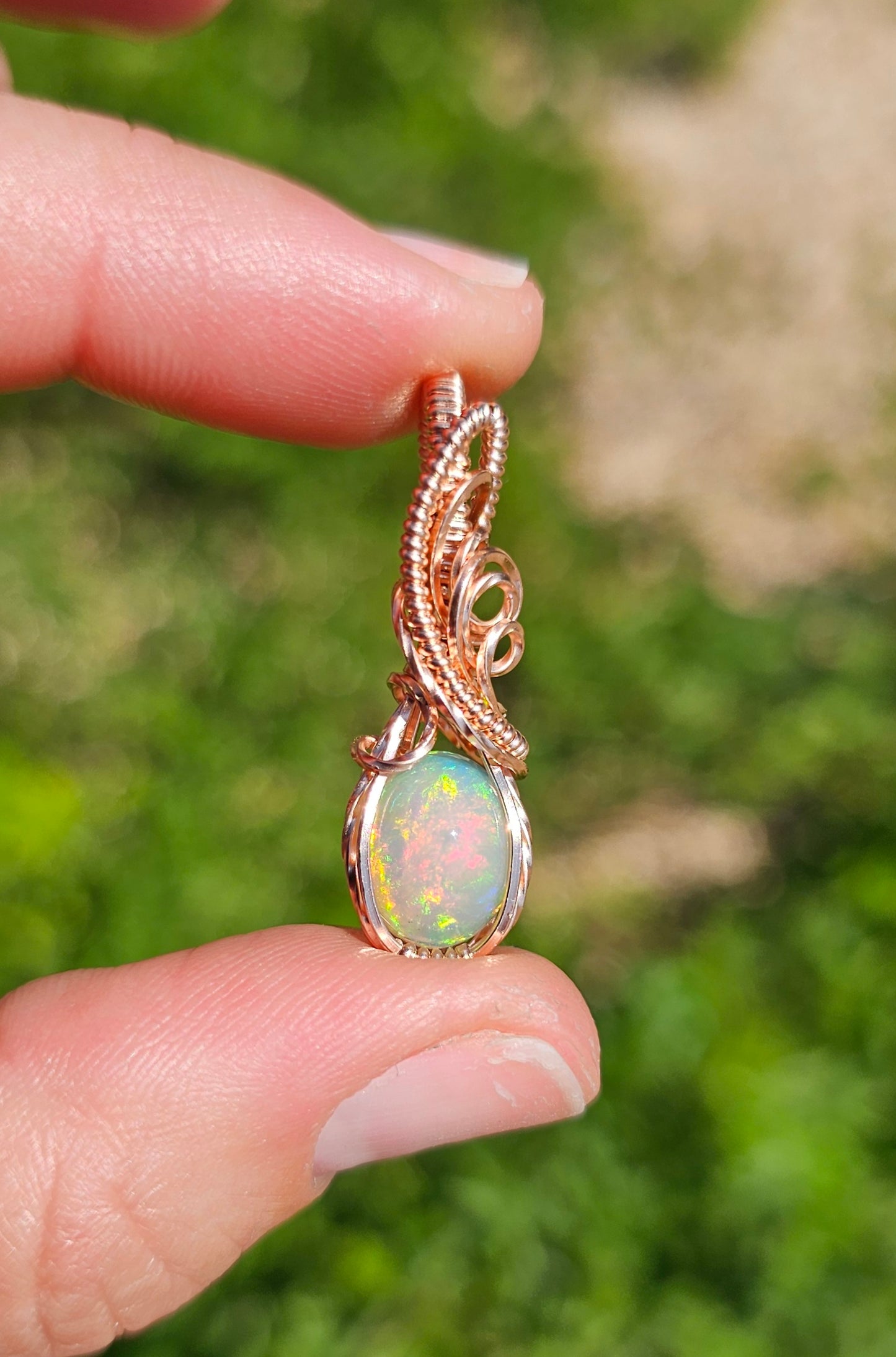 Opal Mini-Pendant